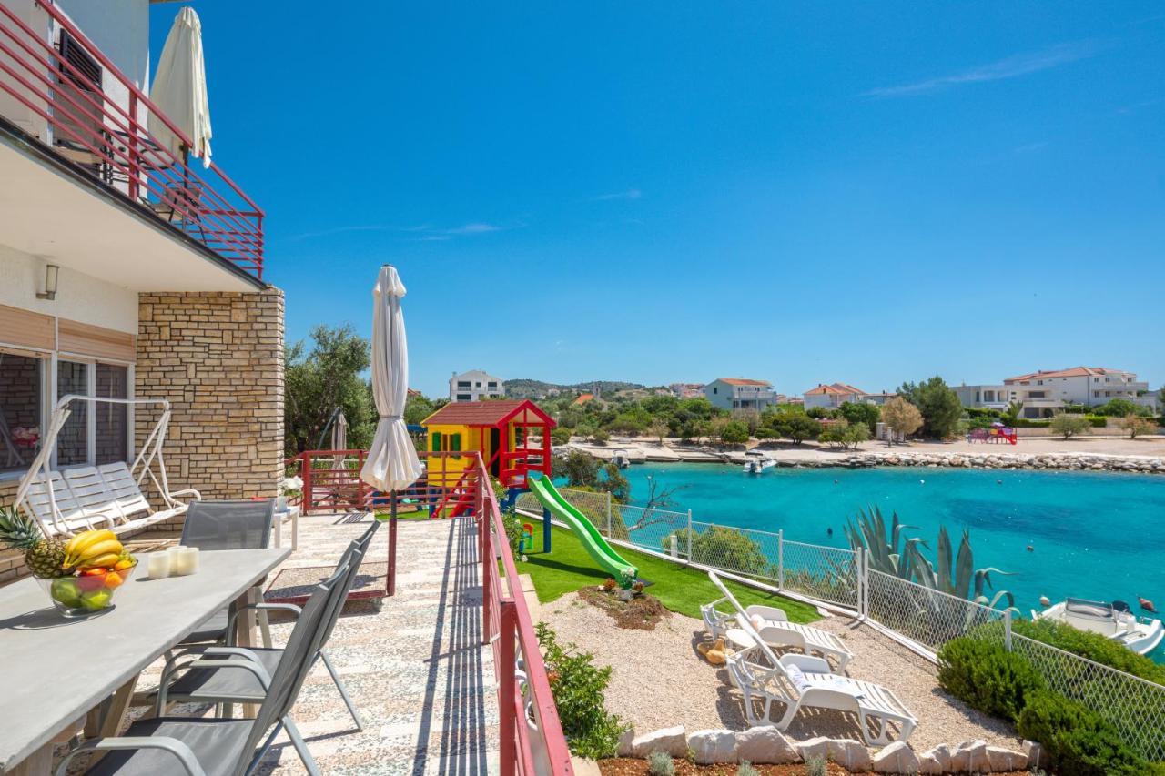 Apartments Villa Zrinka - Last Season Ever! Рогозниця Екстер'єр фото