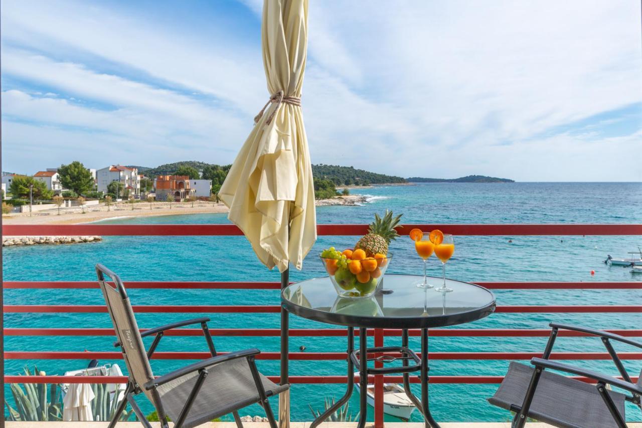 Apartments Villa Zrinka - Last Season Ever! Рогозниця Екстер'єр фото