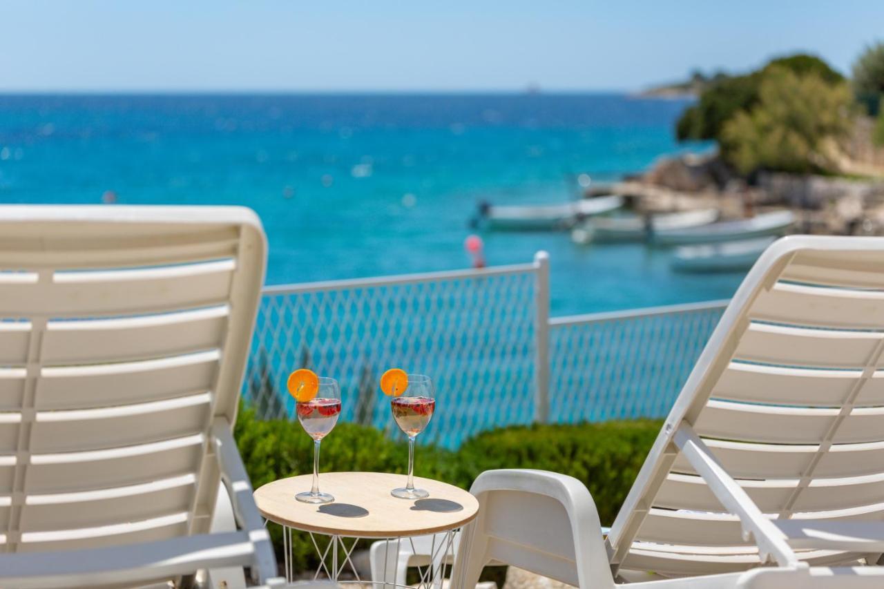 Apartments Villa Zrinka - Last Season Ever! Рогозниця Екстер'єр фото
