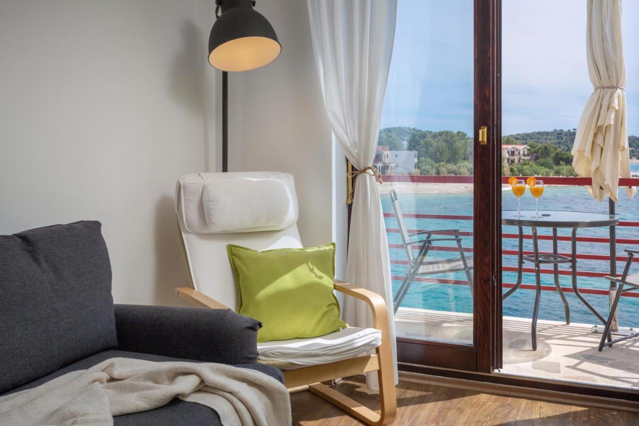 Apartments Villa Zrinka - Last Season Ever! Рогозниця Екстер'єр фото