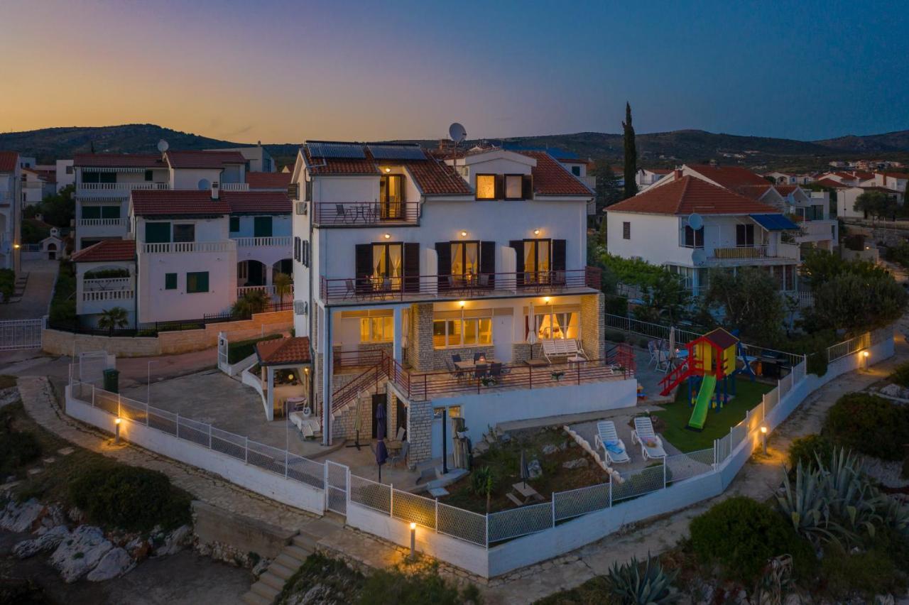 Apartments Villa Zrinka - Last Season Ever! Рогозниця Екстер'єр фото