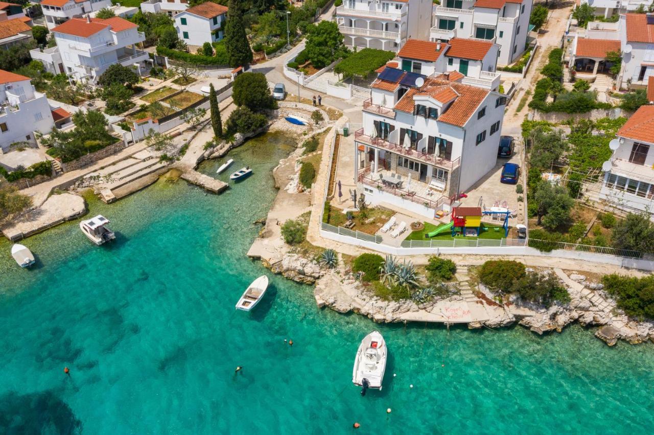 Apartments Villa Zrinka - Last Season Ever! Рогозниця Екстер'єр фото