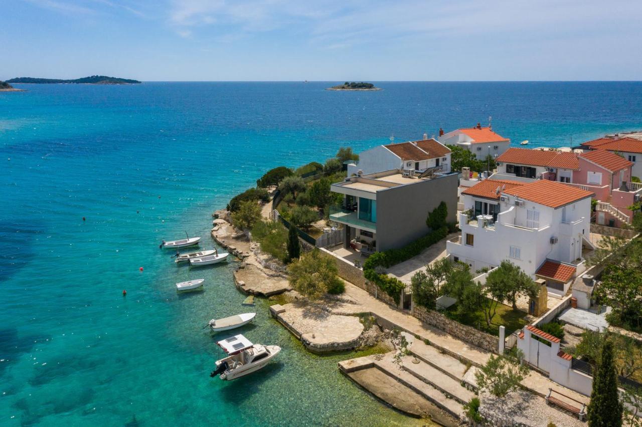 Apartments Villa Zrinka - Last Season Ever! Рогозниця Екстер'єр фото